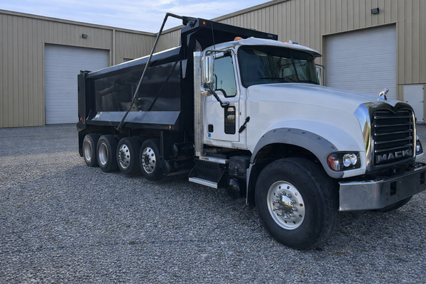2013 MACK GU713 Granite