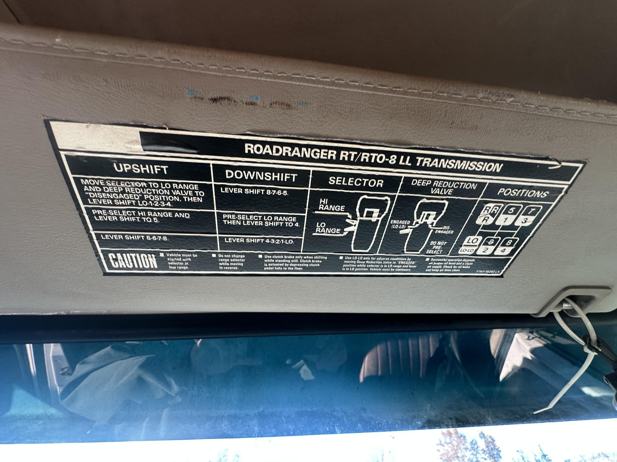 2004 STERLING L7500 - Image 37