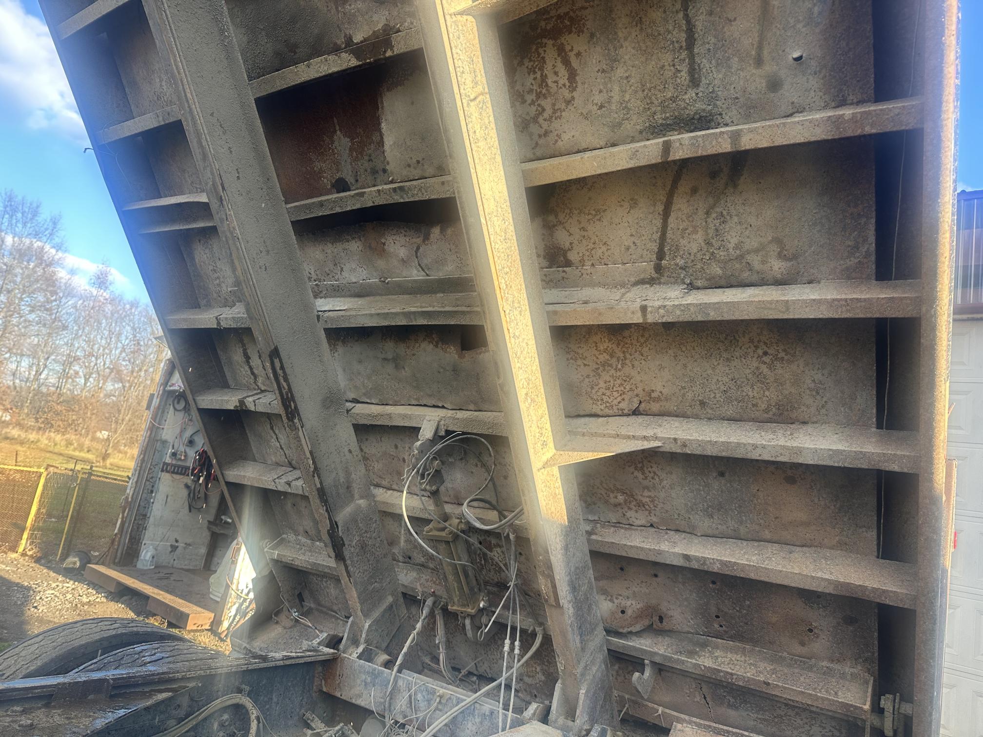 2004 STERLING L7500 - Image 43