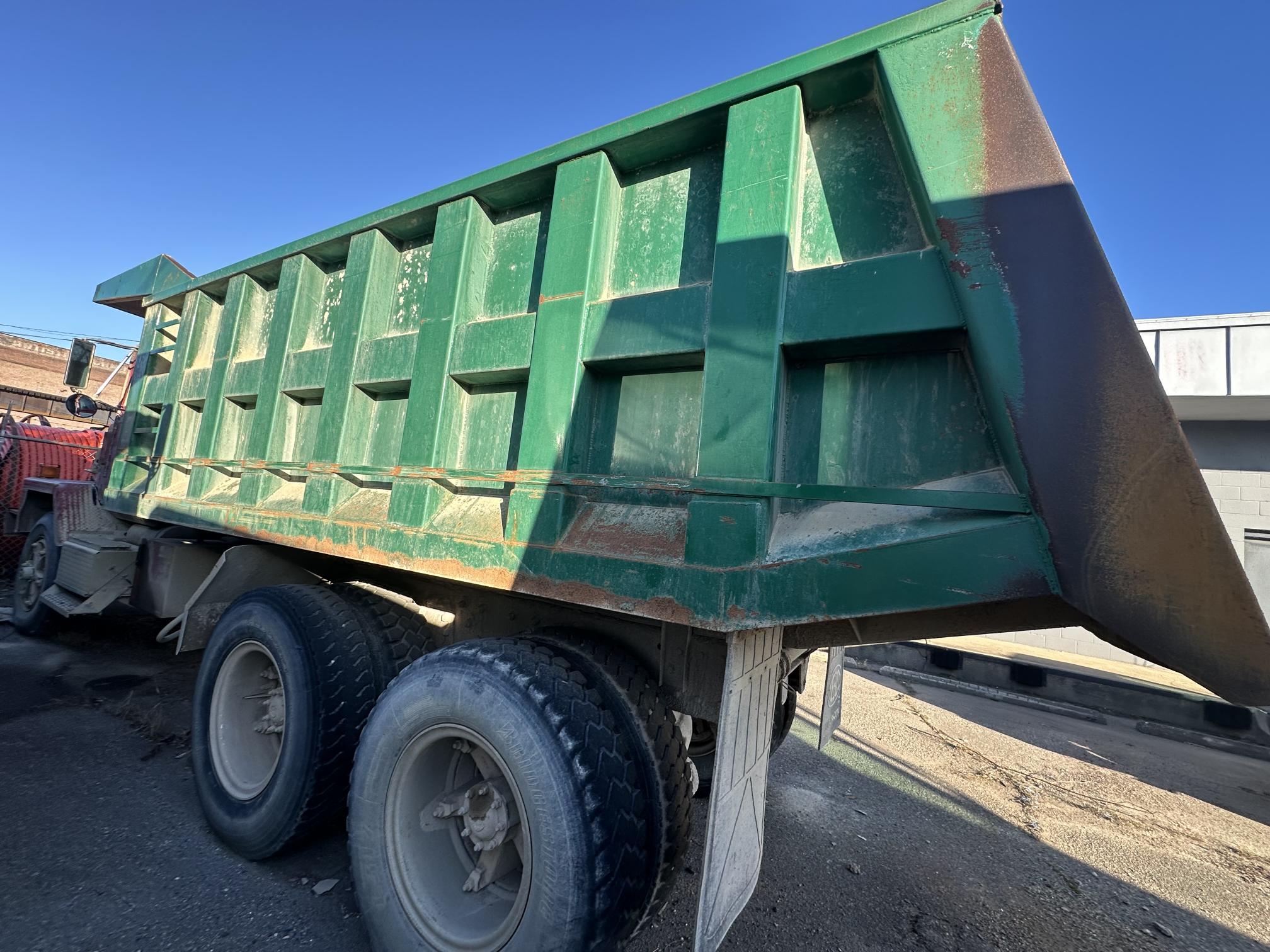 2000 INTERNATIONAL F5070 - view 5 of 41