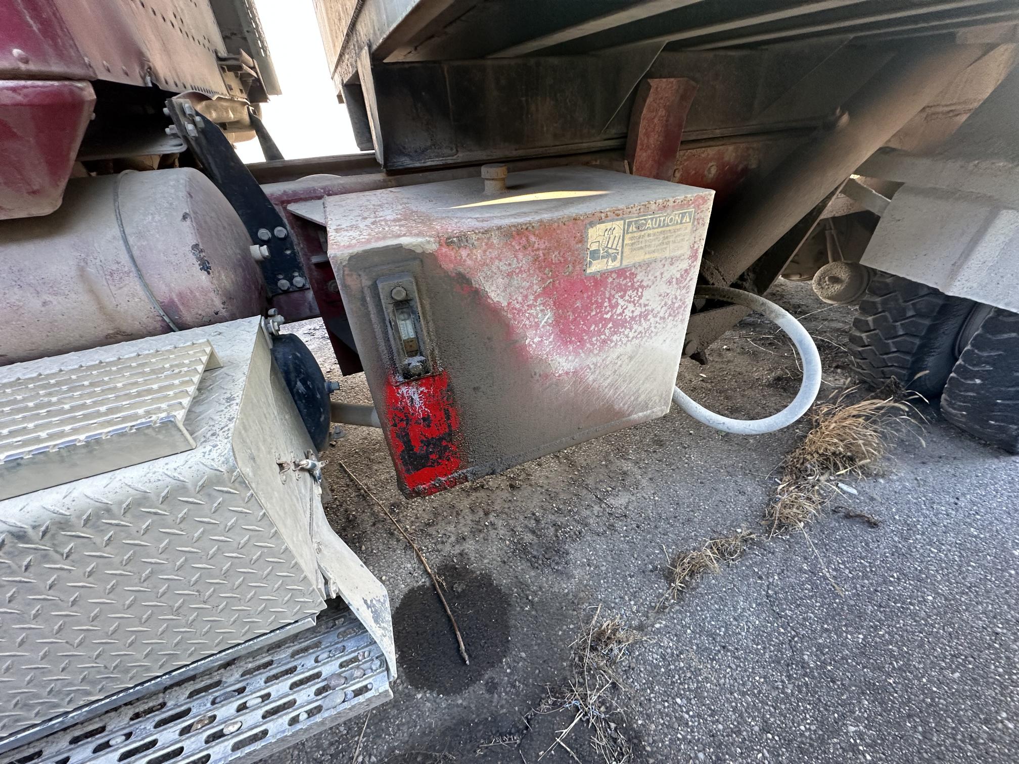 2000 INTERNATIONAL F5070 - Image 17