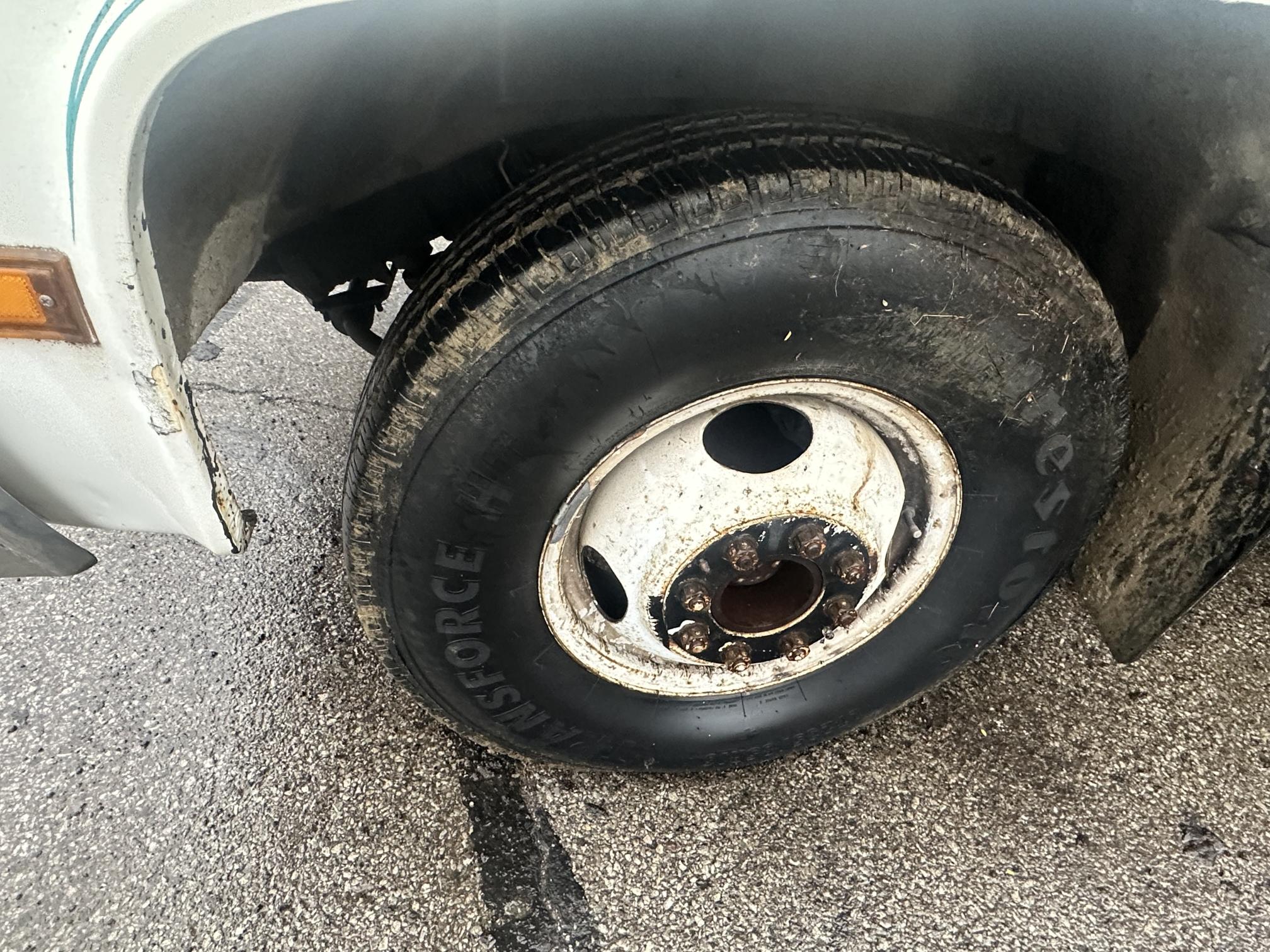 1983 CHEVROLET C30 - view 7 of 22