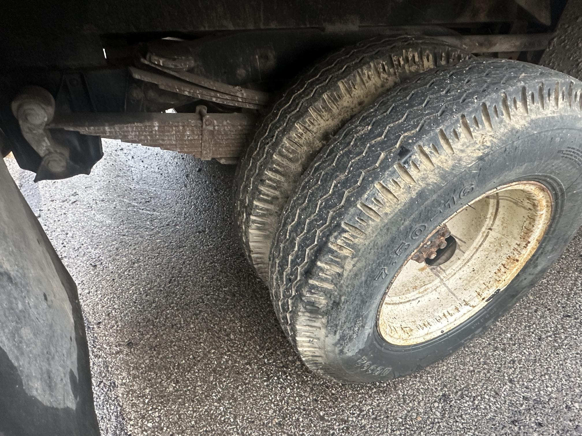 1983 CHEVROLET C30 - view 12 of 22