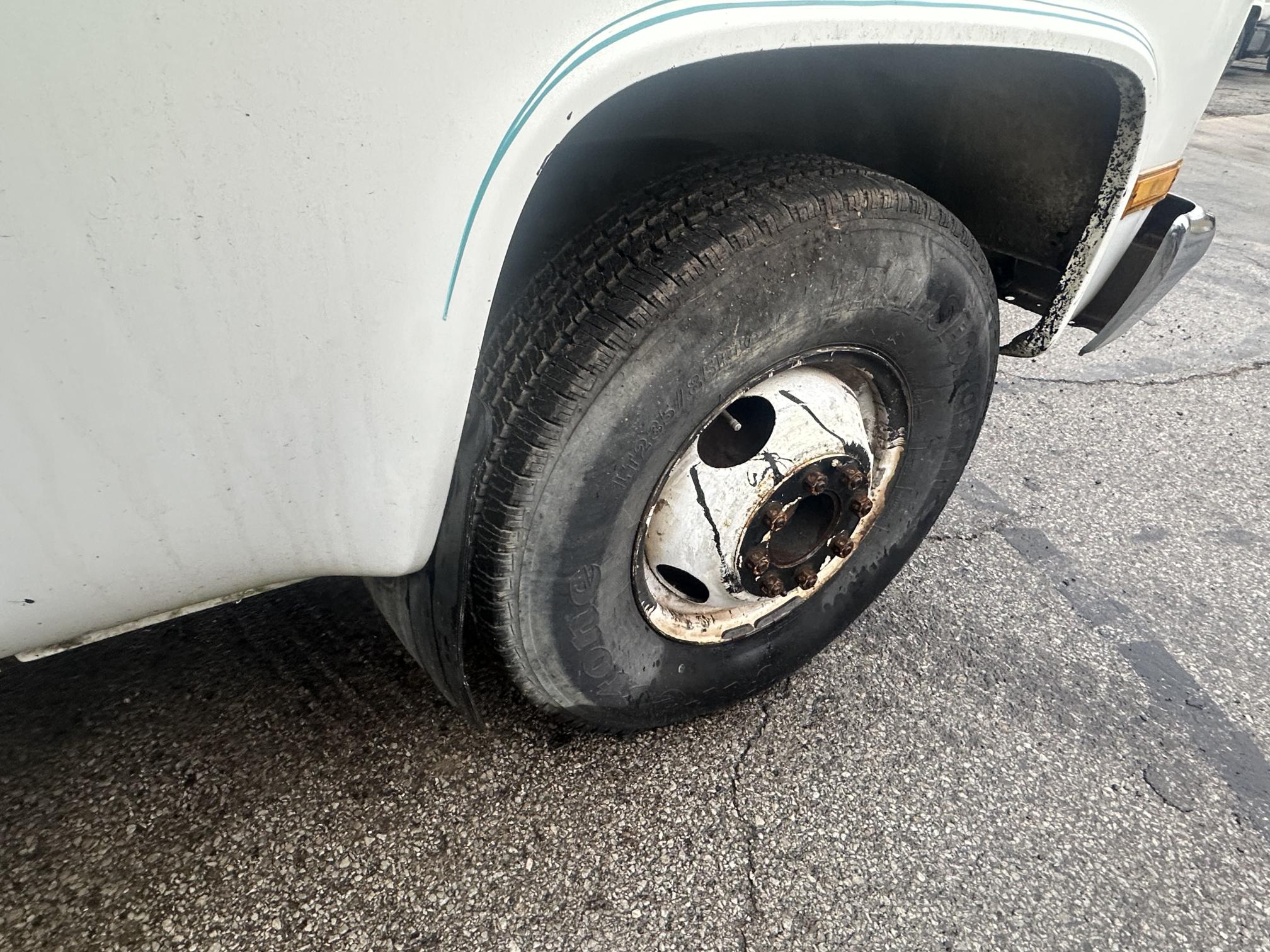 1983 CHEVROLET C30 - view 14 of 22