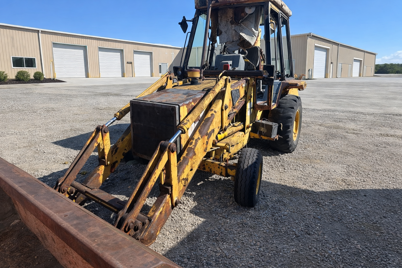 1985 JCB 1400B - view 2 of 13