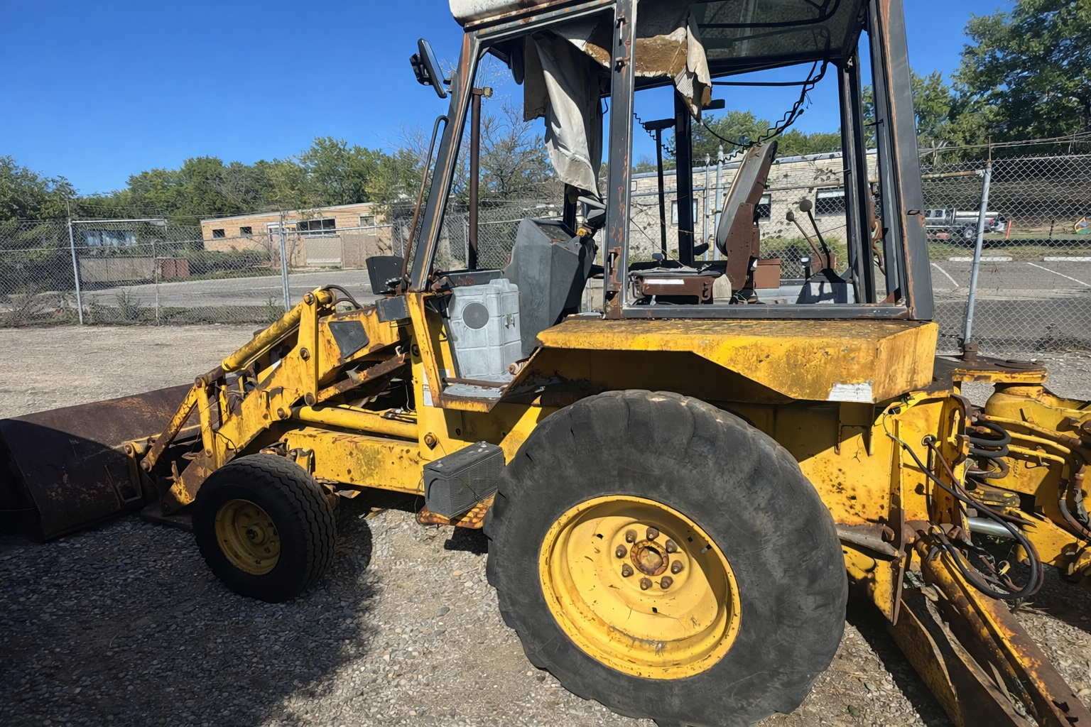 1985 JCB 1400B - view 3 of 13
