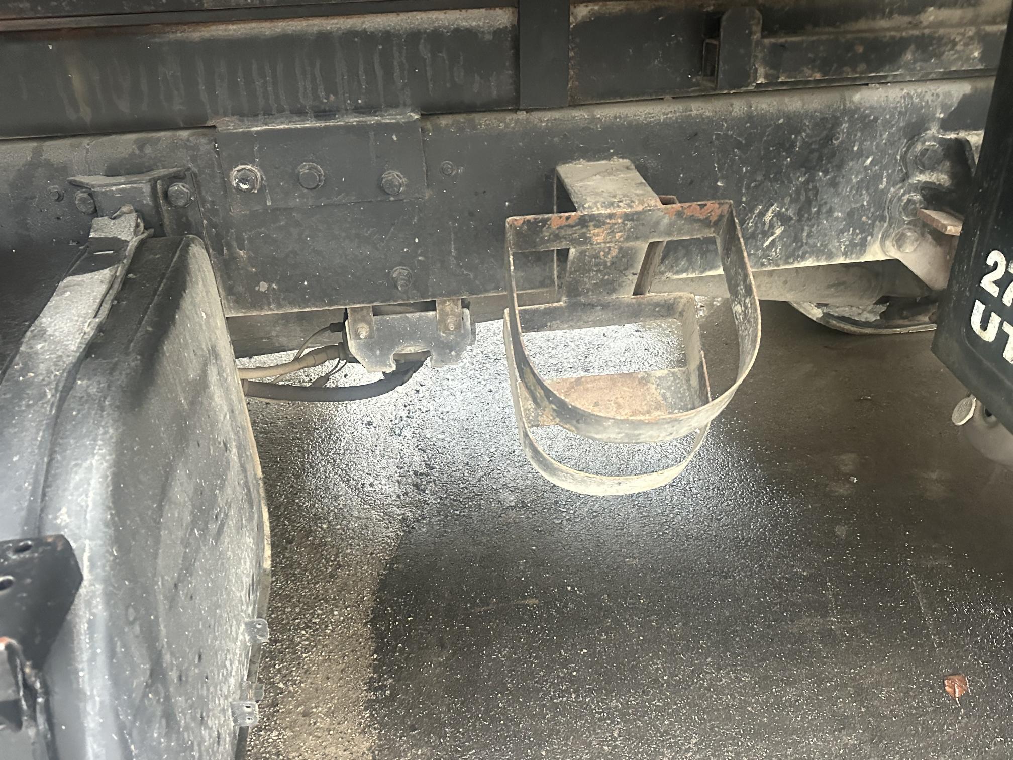 1994 FORD L8000 - Image 11