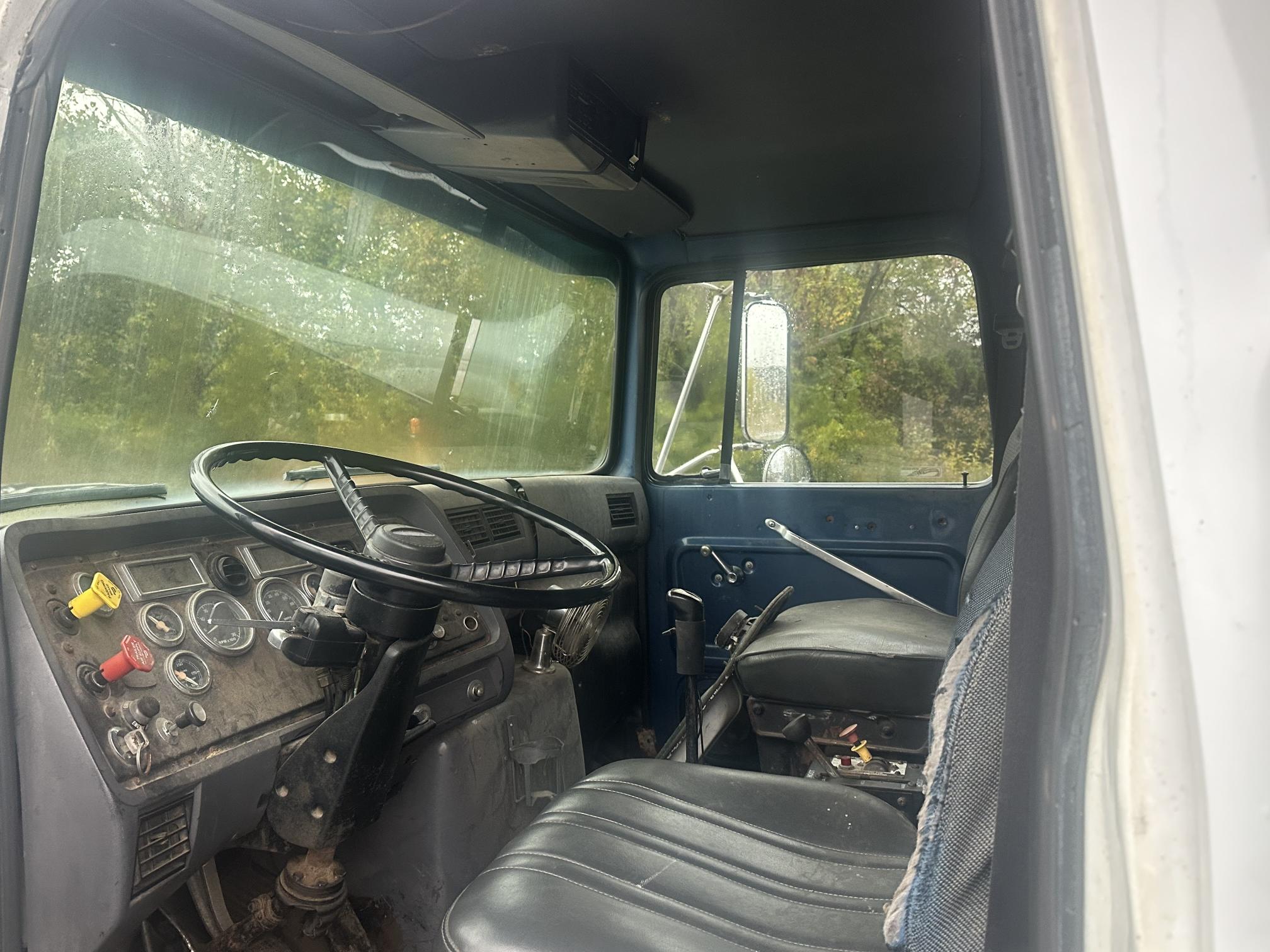 1994 FORD L8000 - Image 22