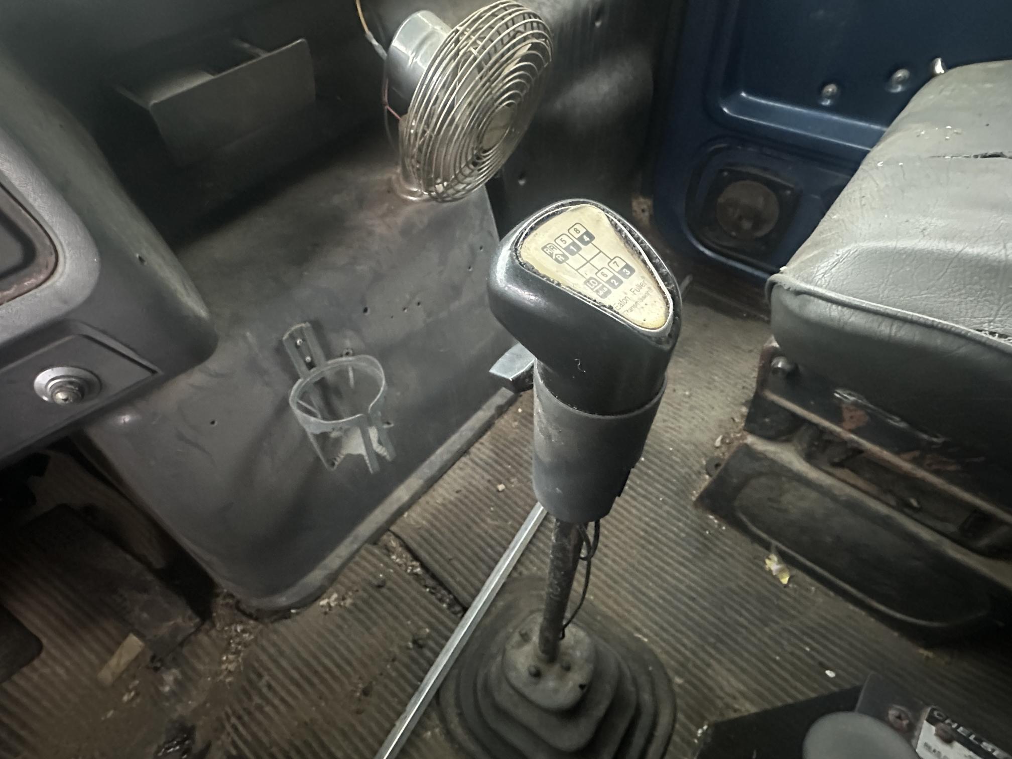 1994 FORD L8000 - Image 29