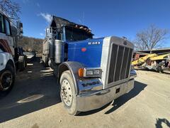 1992 PETERBILT 579 - Image 11