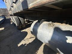 1992 PETERBILT 579 - Image 27