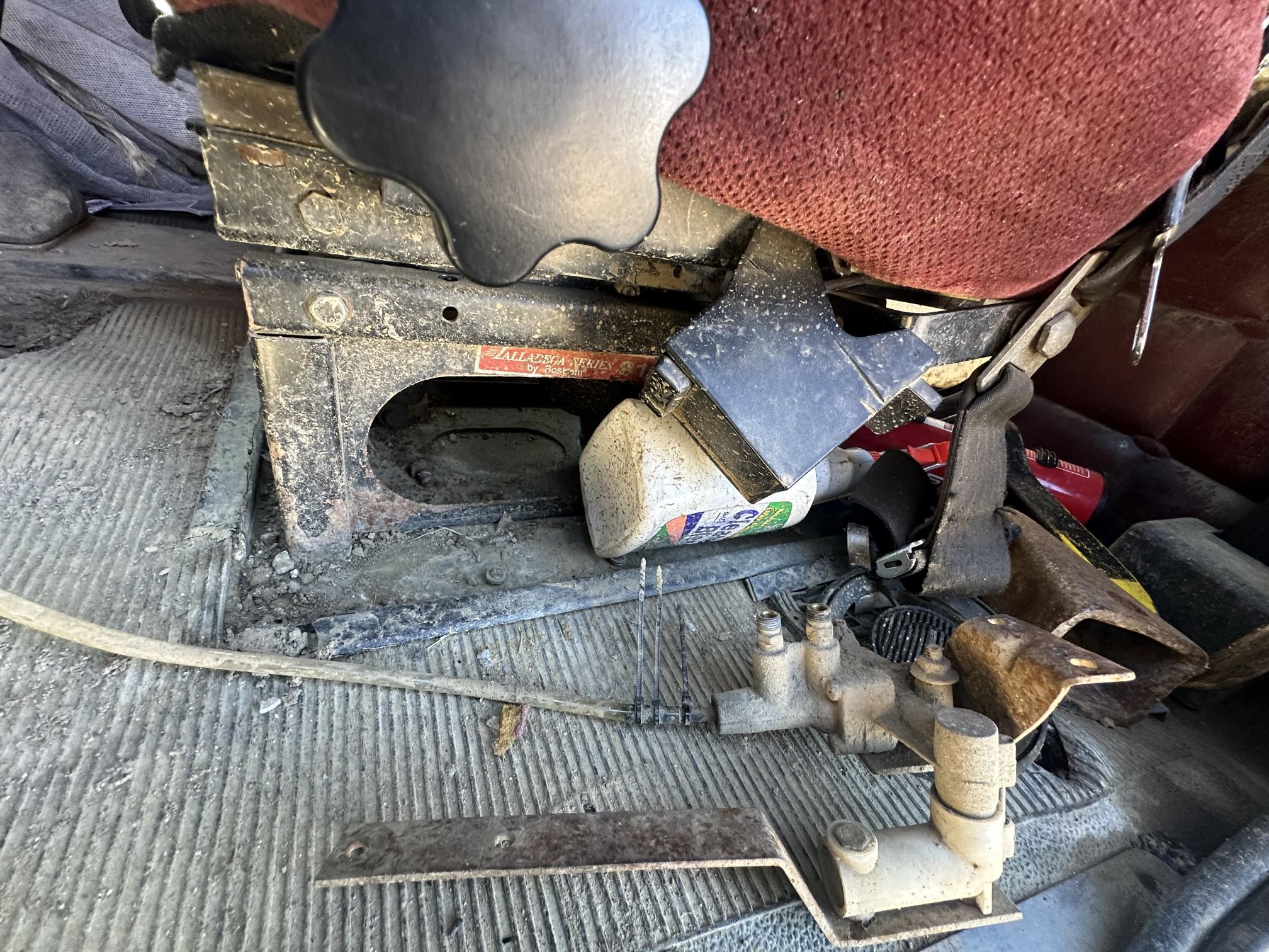 1992 PETERBILT 579 - Image 33