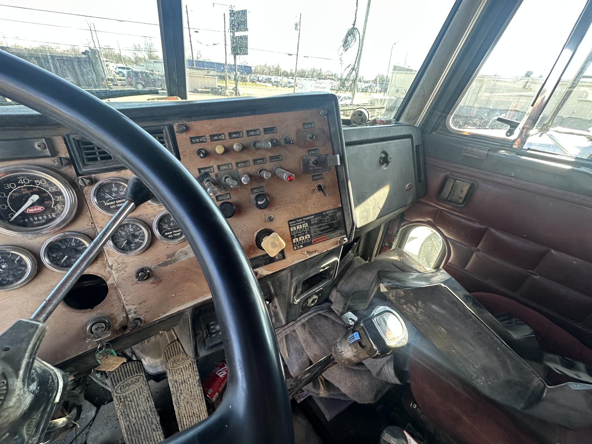1992 PETERBILT 579 - Image 37