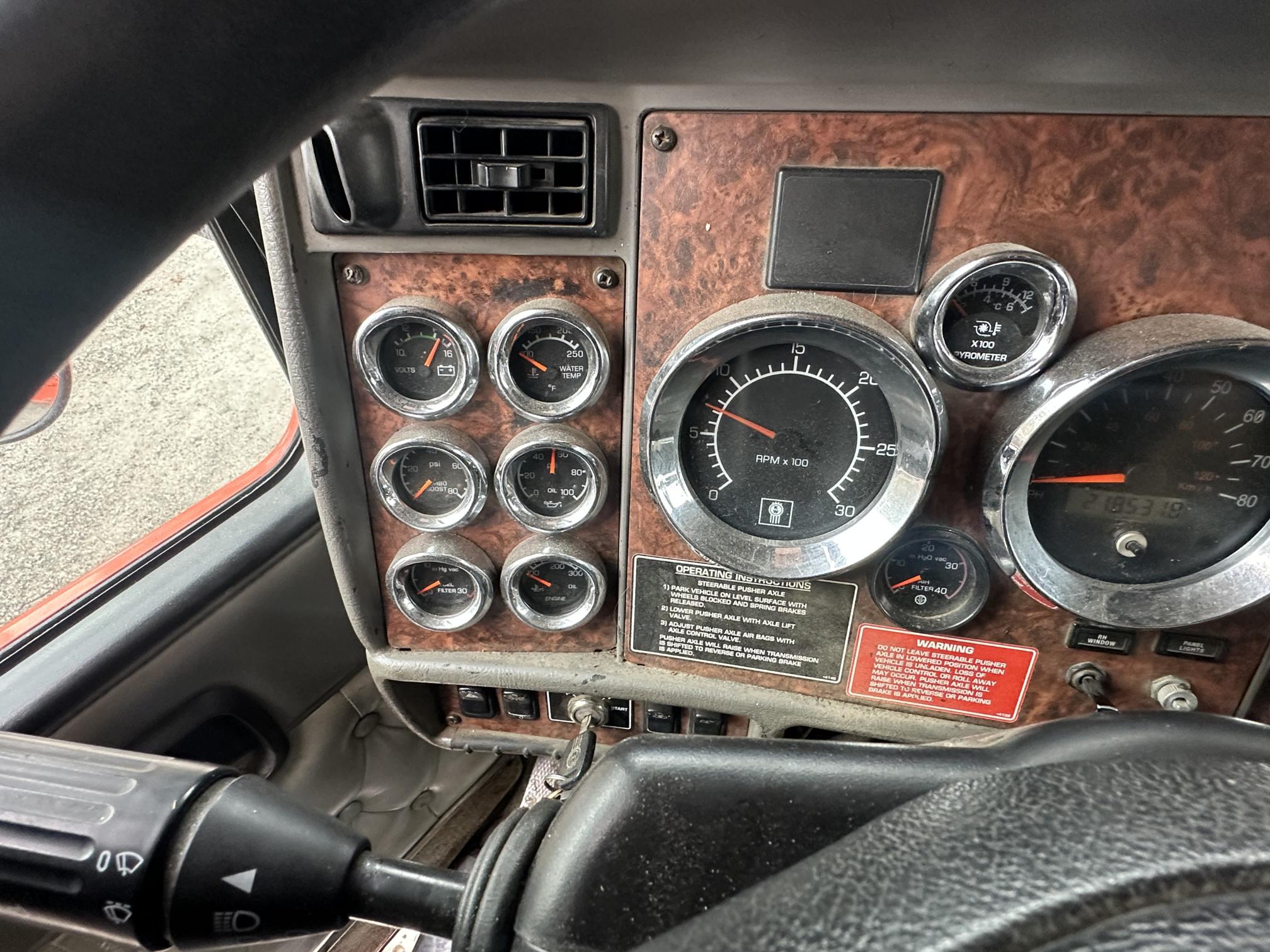 2006 KENWORTH W900S - Image 48