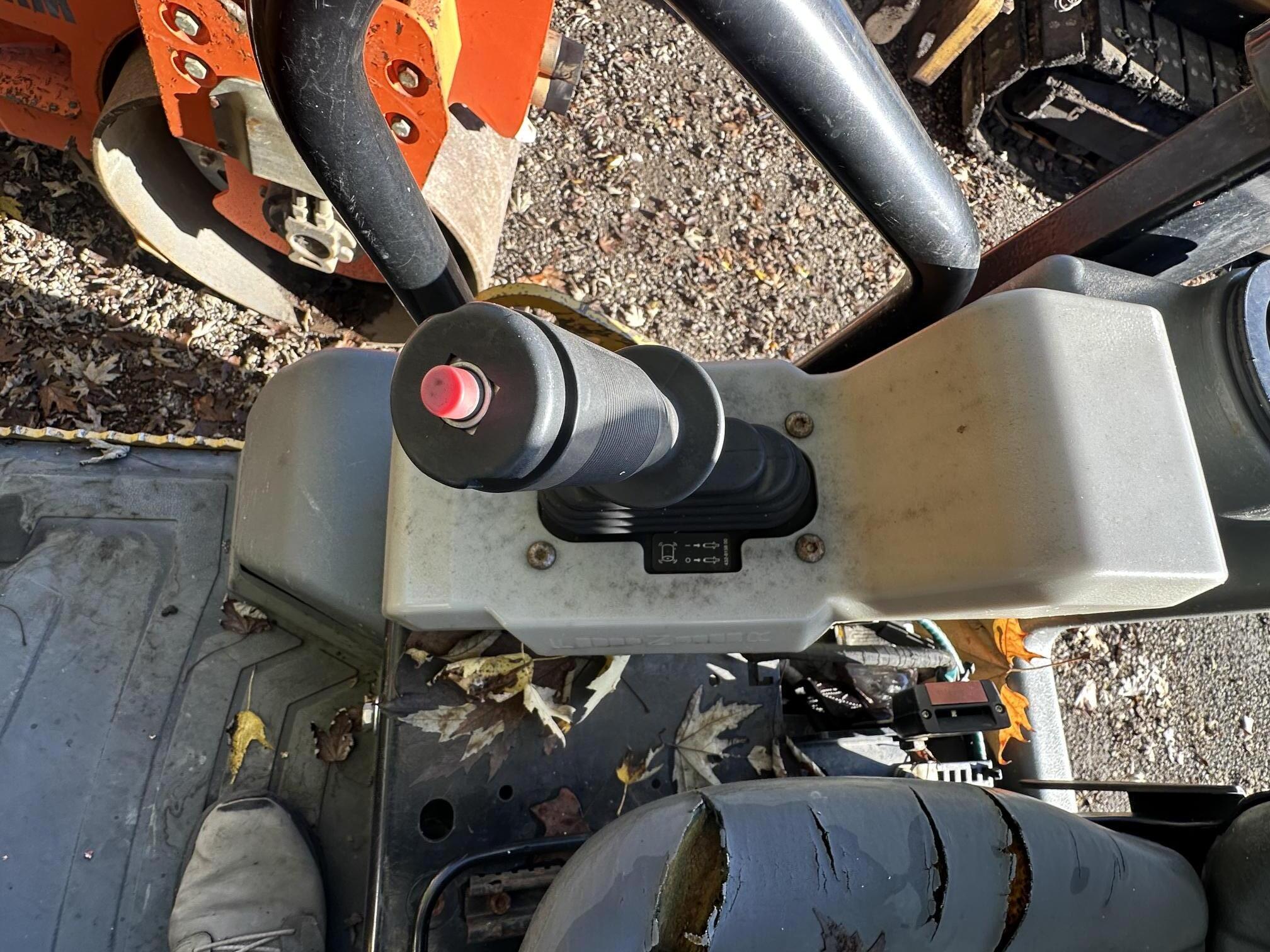 2018 CATERPILLAR CB24B - Image 21