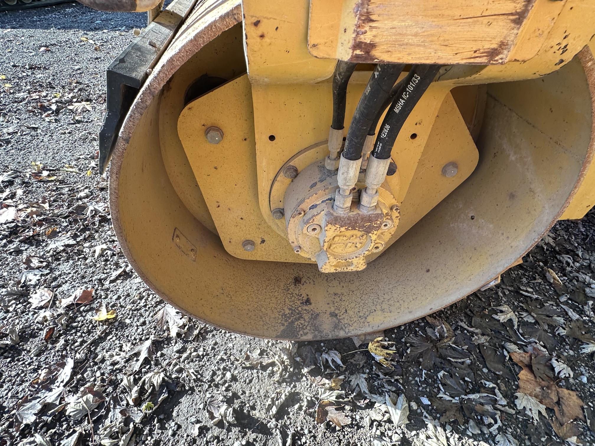 2018 CATERPILLAR CB24B - Image 14