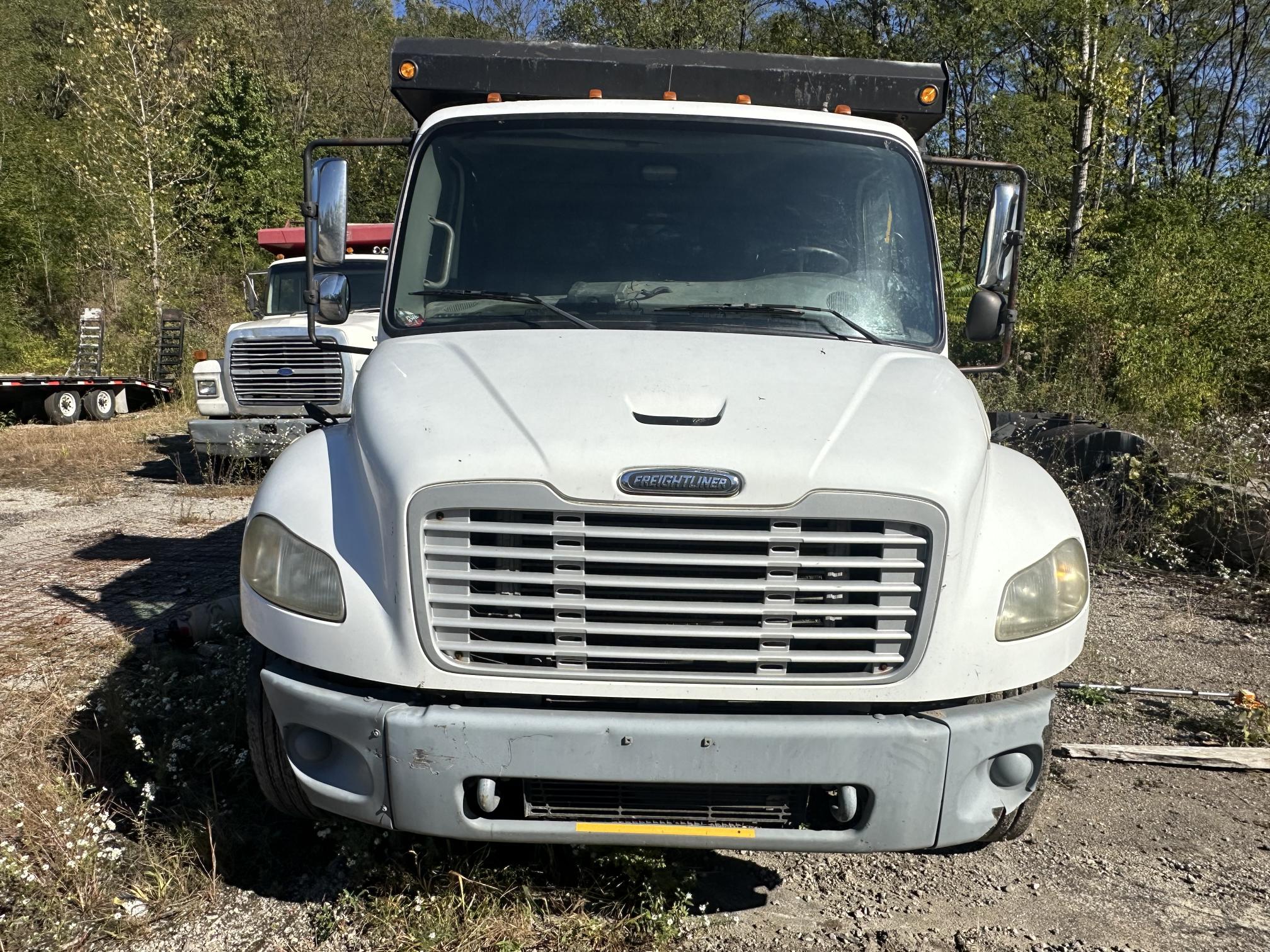 2007 FREIGHTLINER M2 106 - Image 3