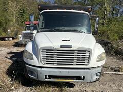 2007 FREIGHTLINER M2 106 - Image 3