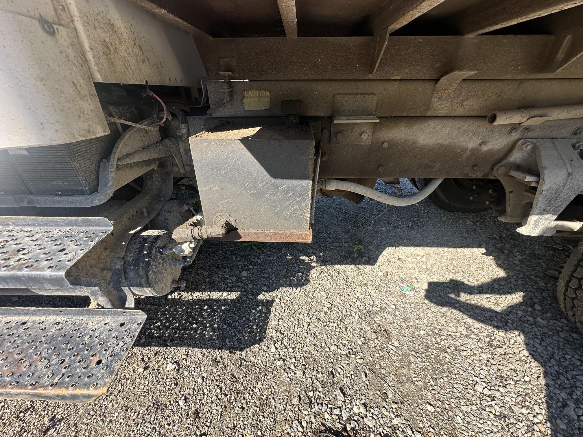 2007 FREIGHTLINER M2 106 - view 11 of 34