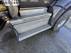 2021 KENWORTH T880 - Image 24