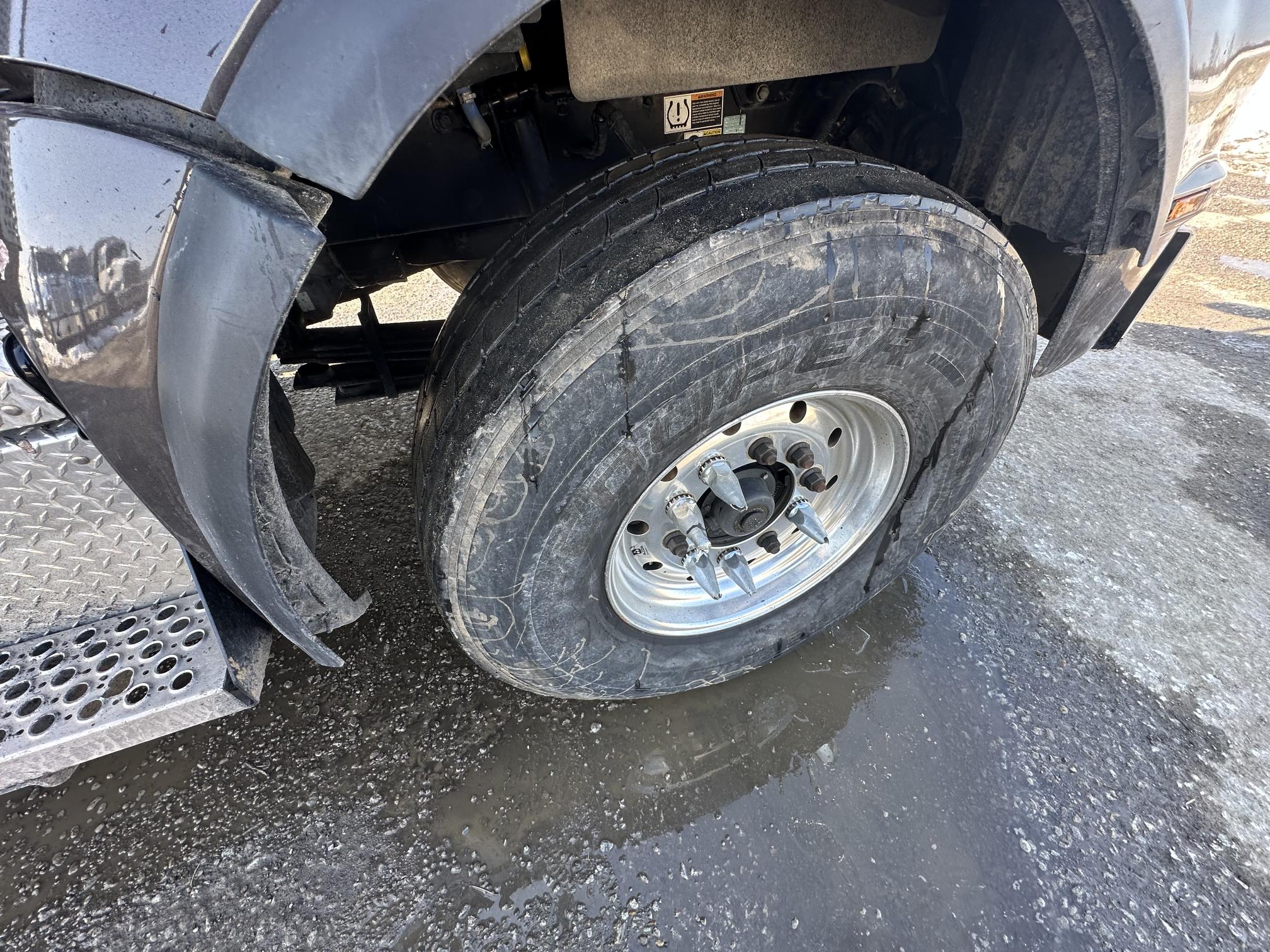 2021 KENWORTH T880 - Image 25