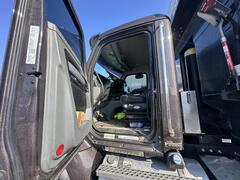 2021 KENWORTH T880 - Image 27