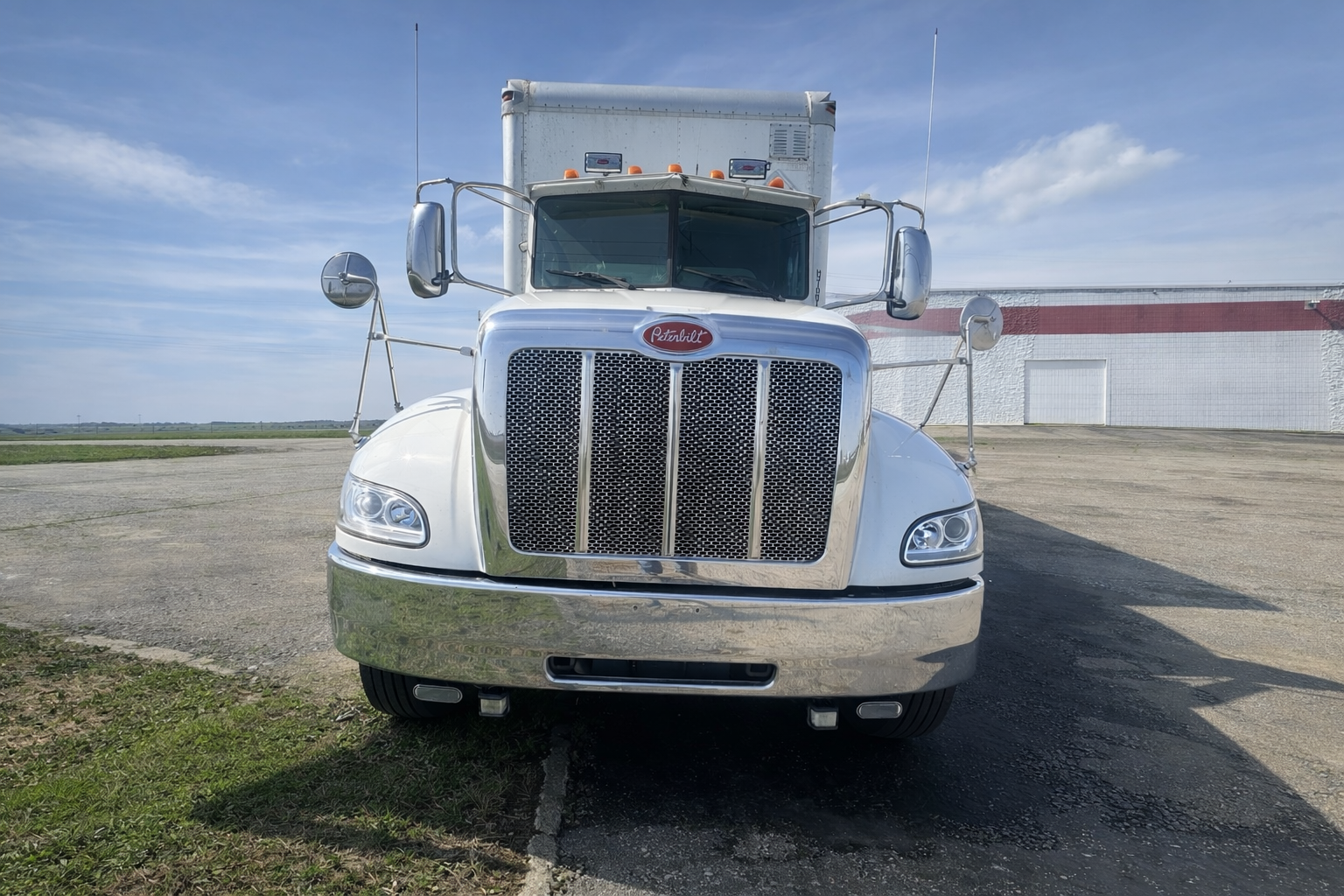 2014 PETERBILT 337 - view 9 of 42