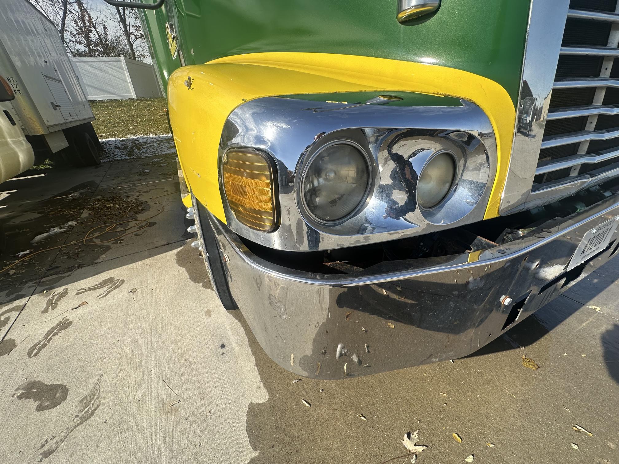 2006 FREIGHTLINER Cascadia - Image 22