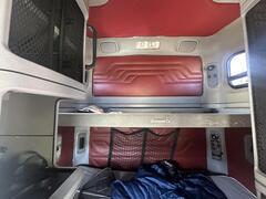 2006 FREIGHTLINER Cascadia - Image 33