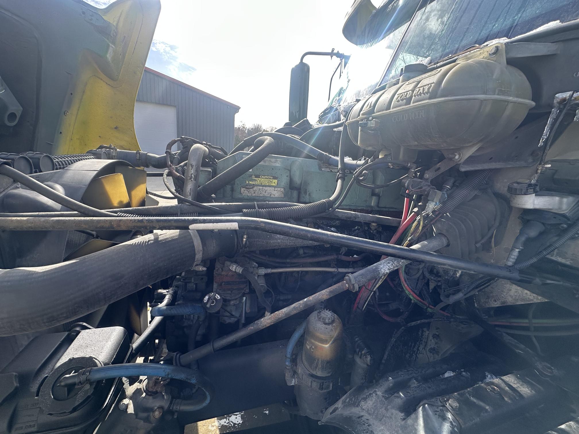 2006 FREIGHTLINER Cascadia - Image 44