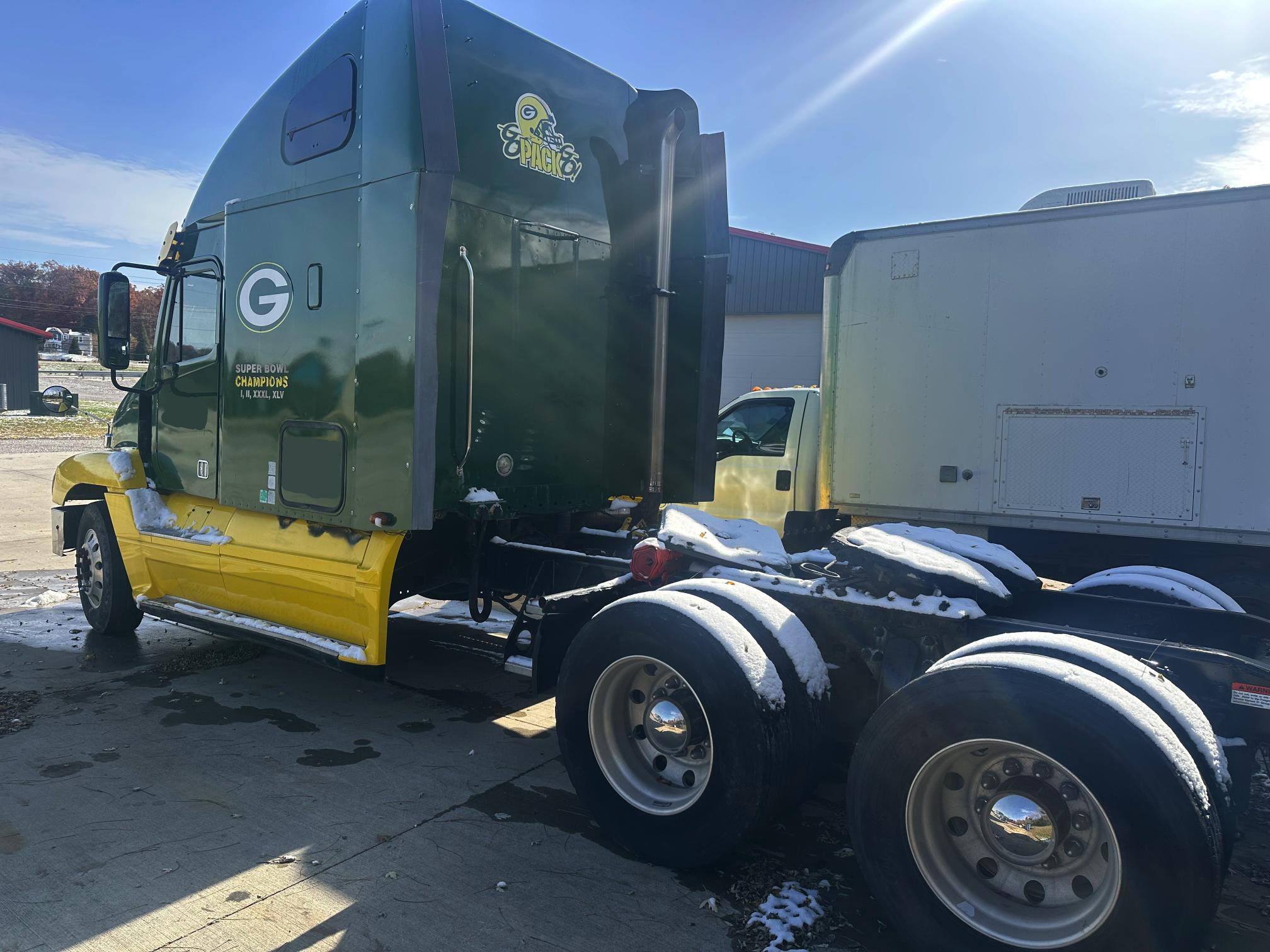 2006 FREIGHTLINER Cascadia - view 5 of 45