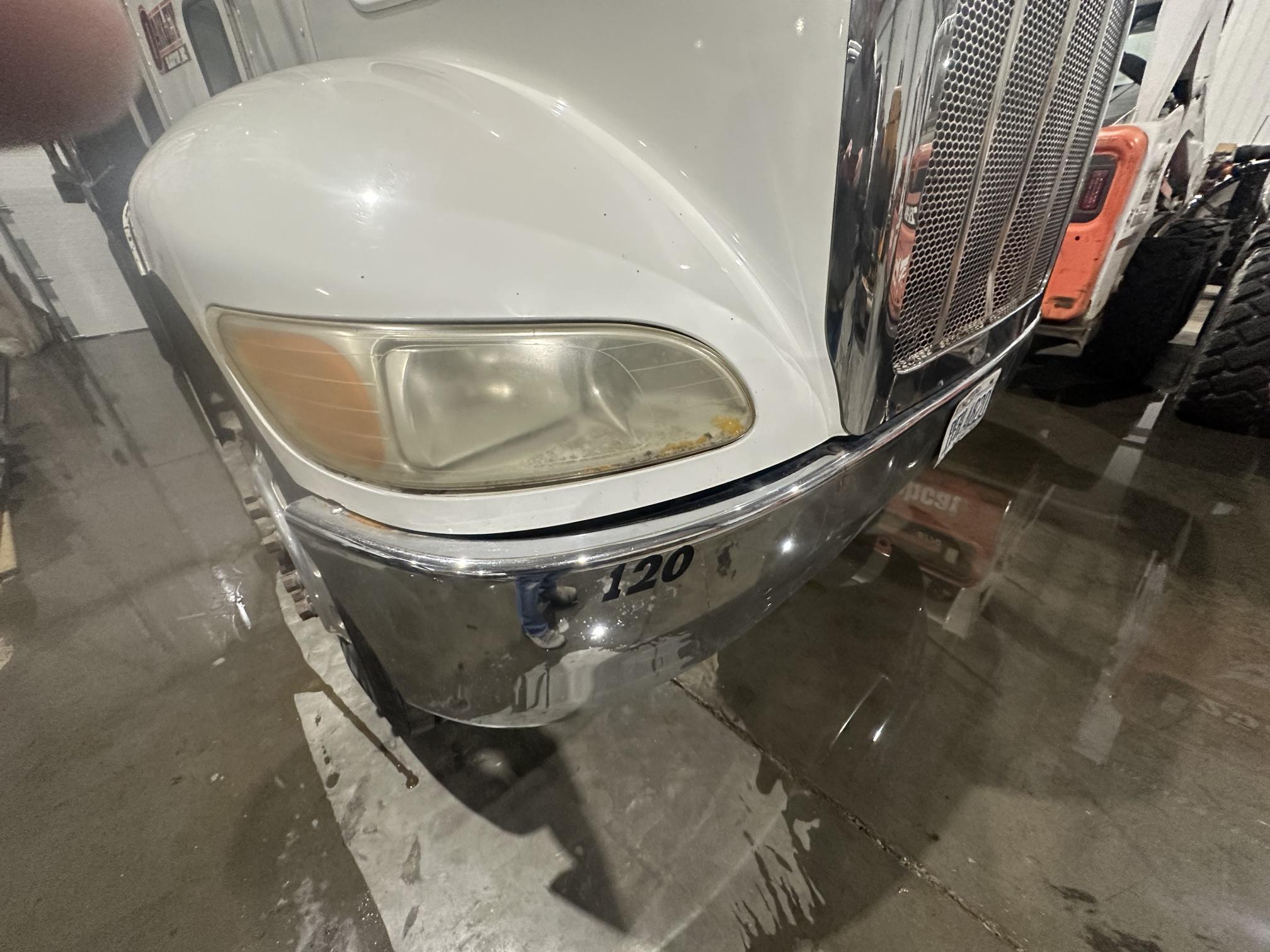 2005 PETERBILT 335 - view 18 of 39