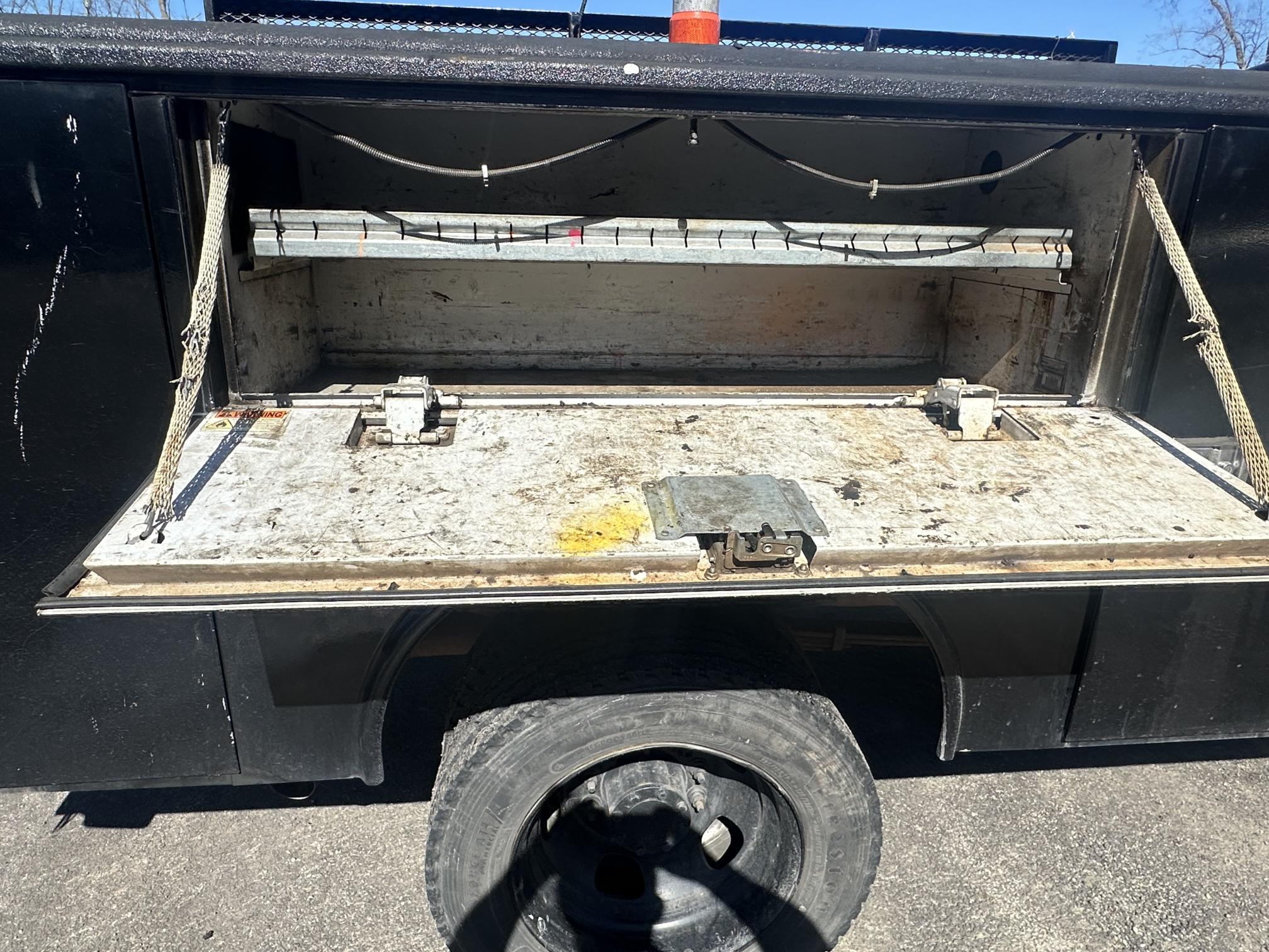 2015 DODGE 4500 - Image 24