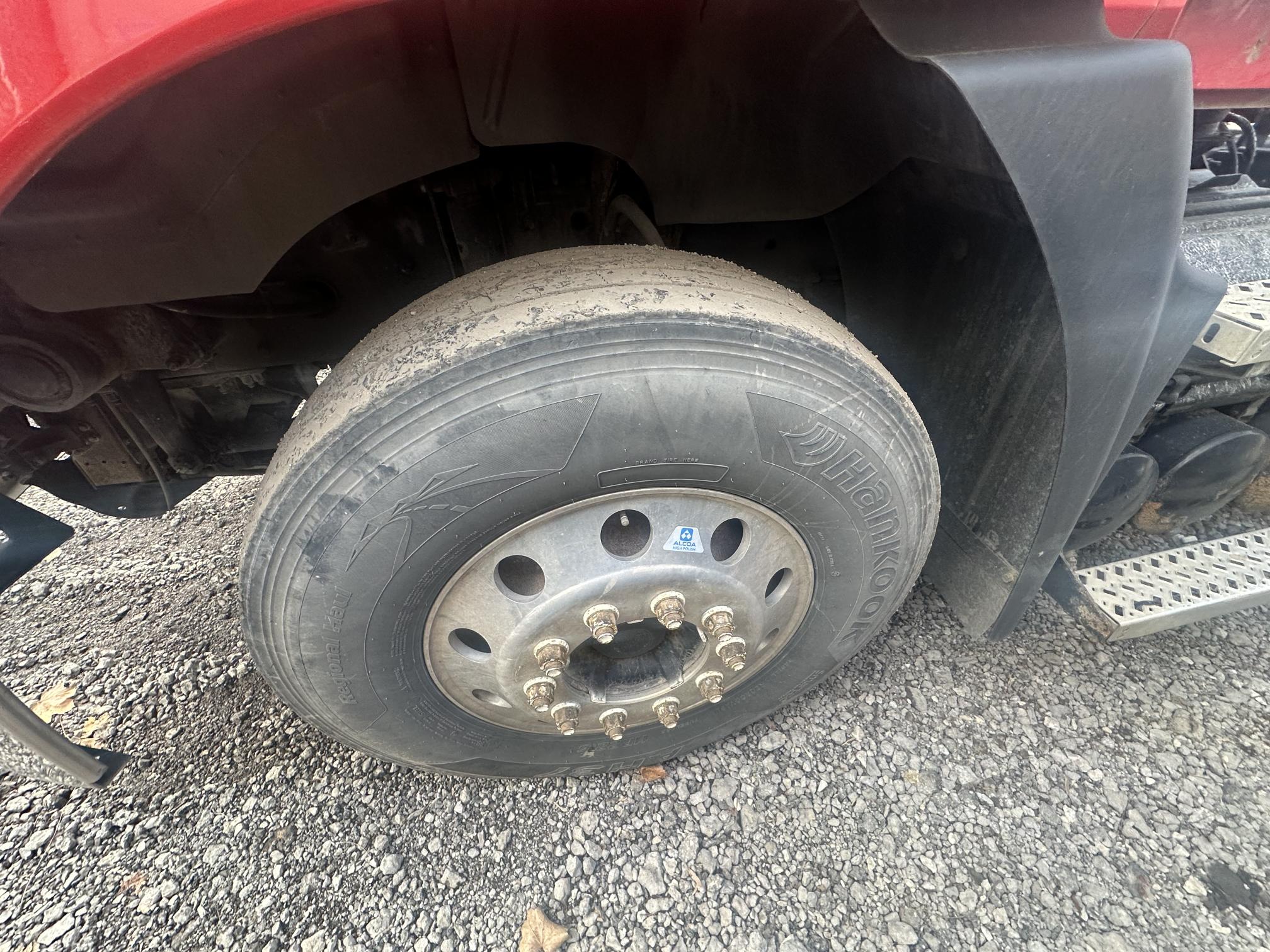 2013 MACK CXU613 - Image 10