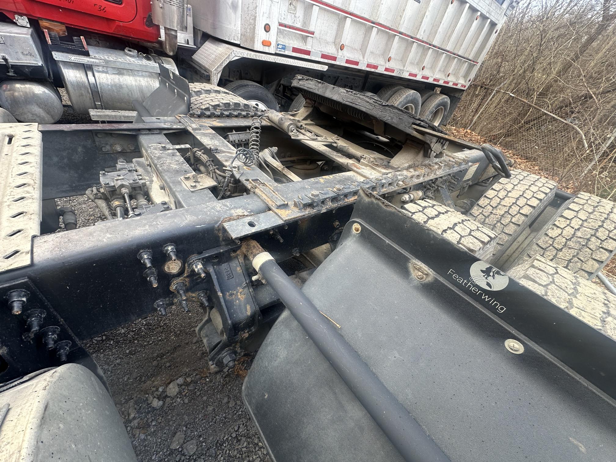 2013 MACK CXU613 - view 14 of 38