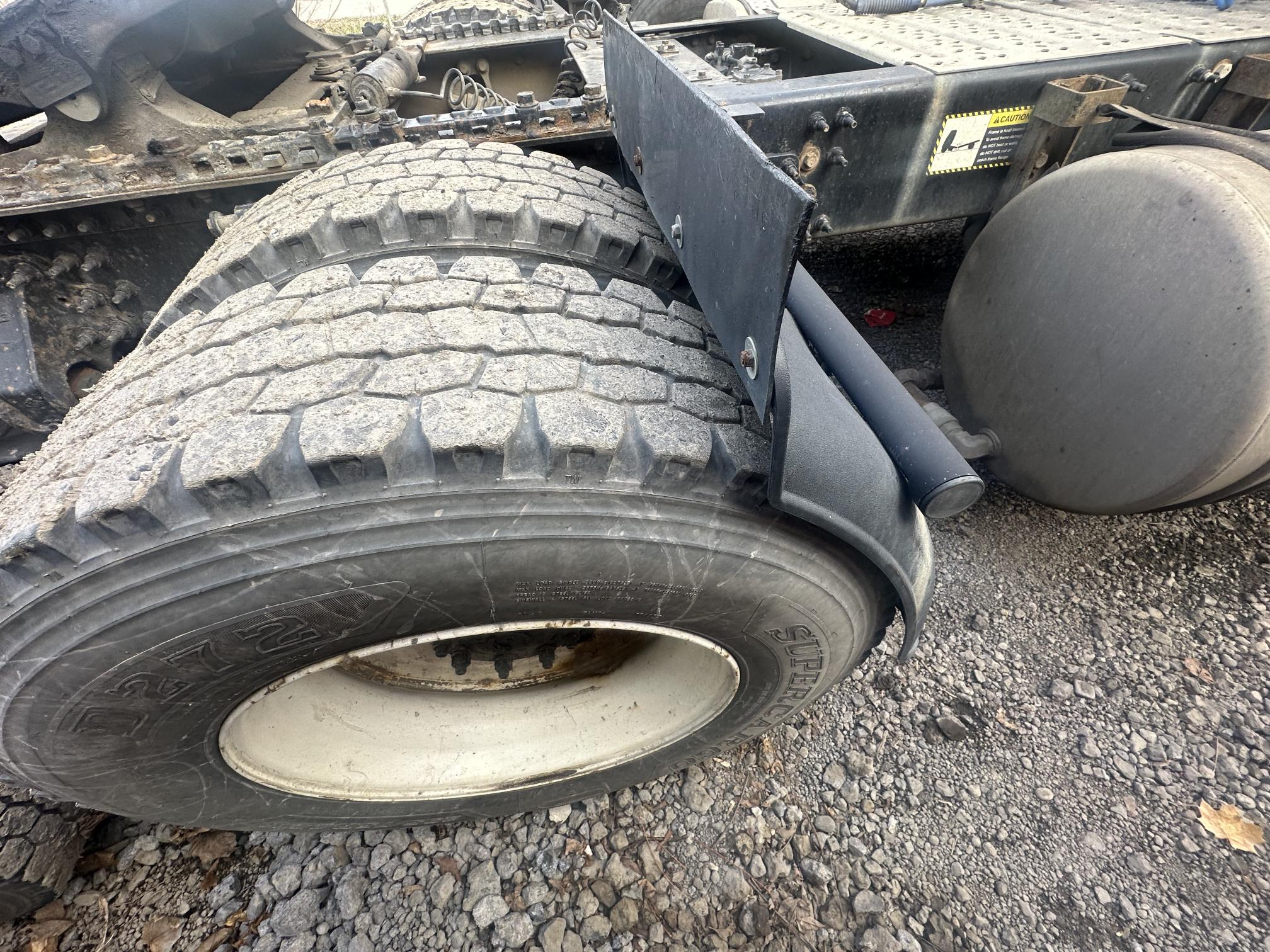 2013 MACK CXU613 - view 19 of 38