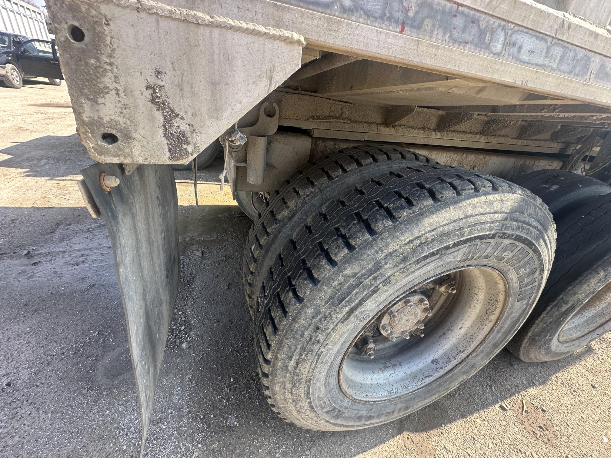 1997 MACK RD688S - view 14 of 34