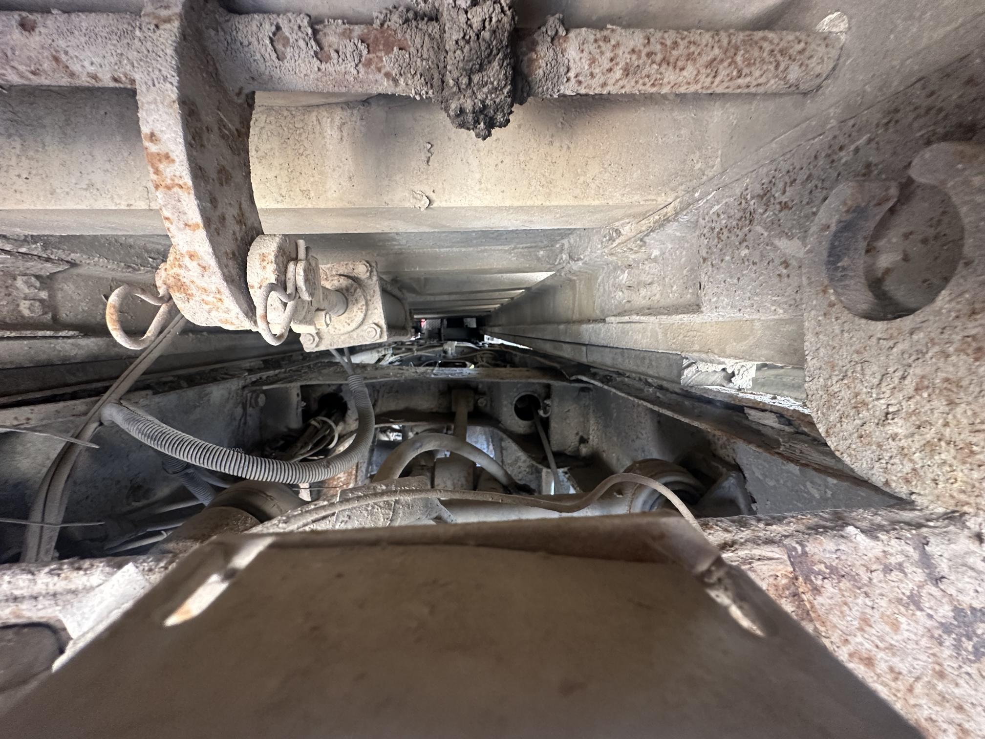 1997 MACK RD688S - view 16 of 34