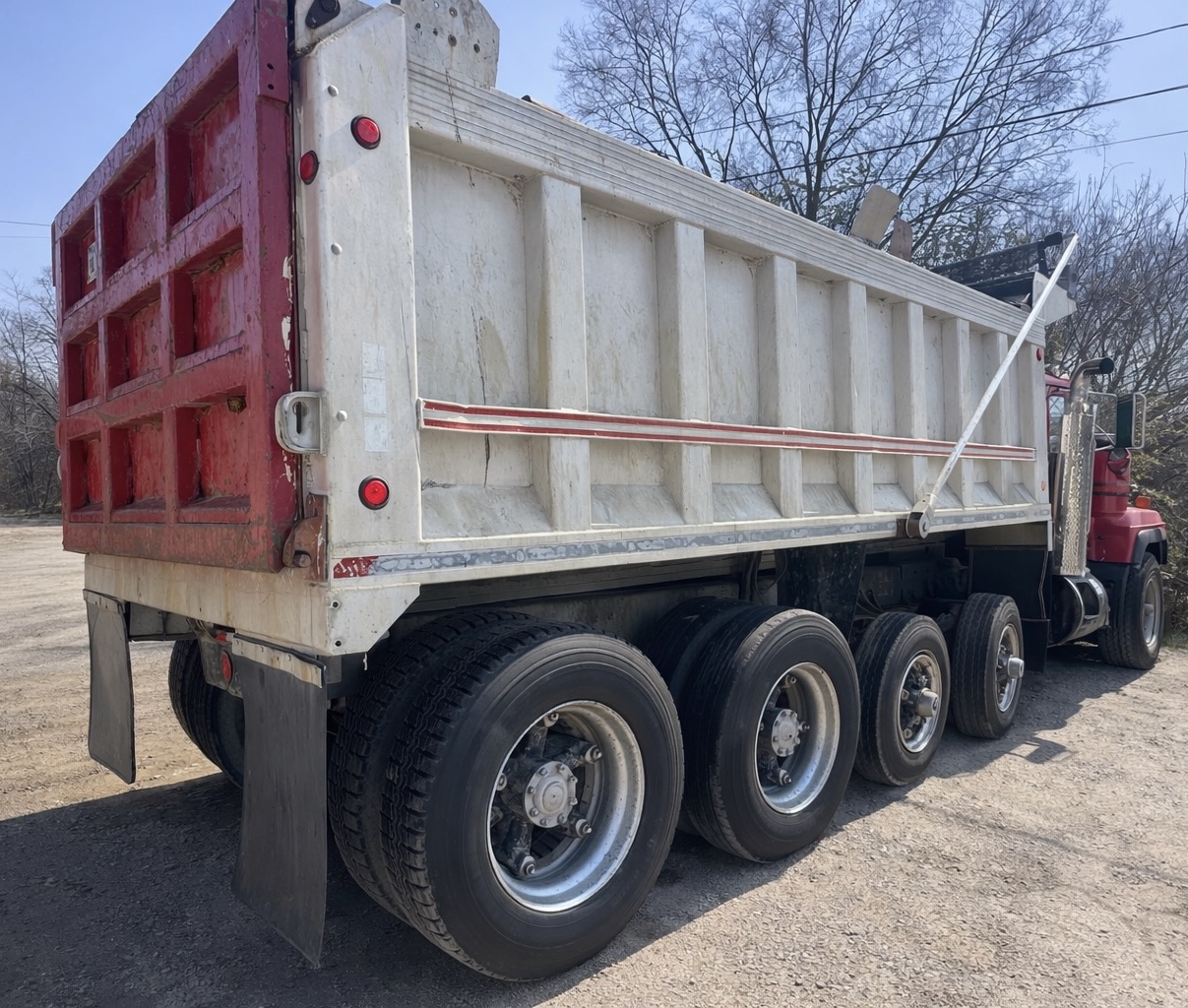 1997 MACK RD688S - view 3 of 34