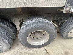 2015 KENWORTH T800 - Image 23