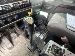 2015 KENWORTH T800 - Image 43