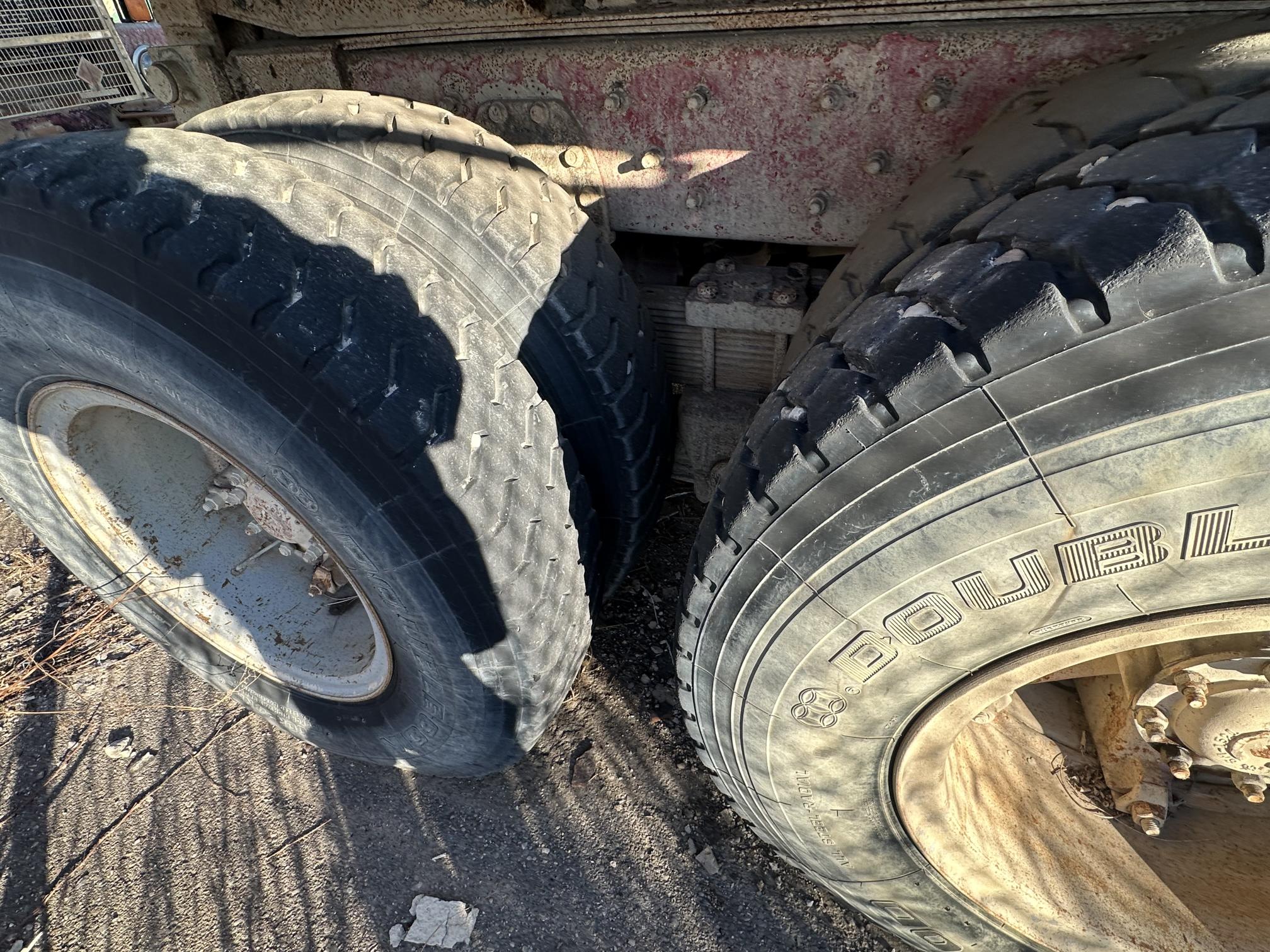 2002 INTERNATIONAL Paystar - Image 21