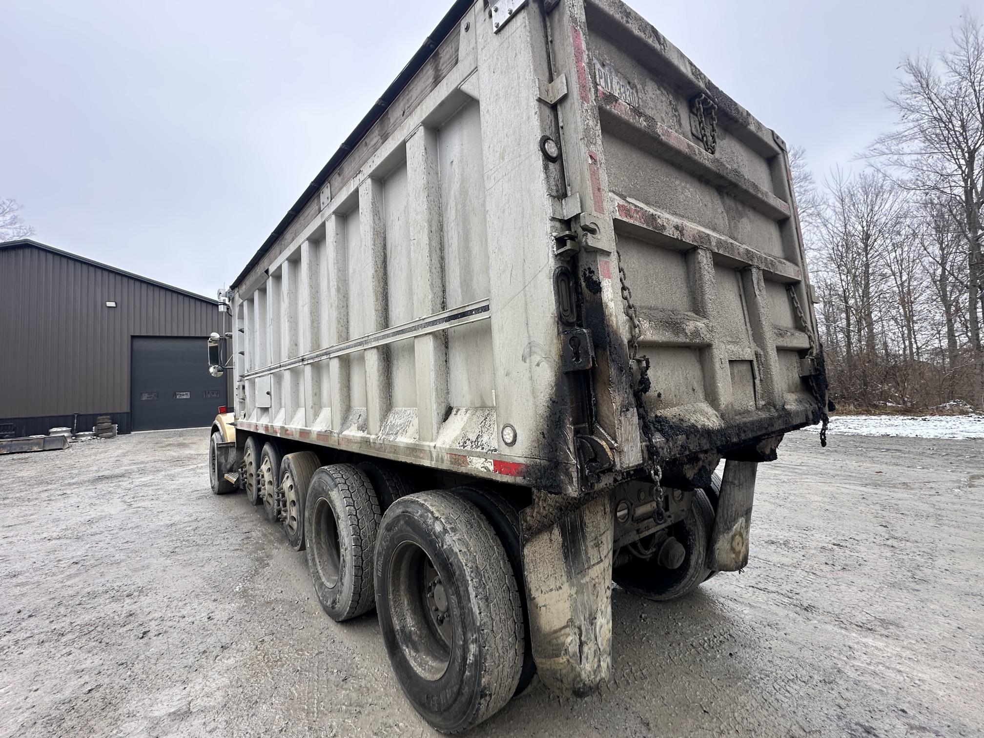 1999 KENWORTH T800 - Image 9