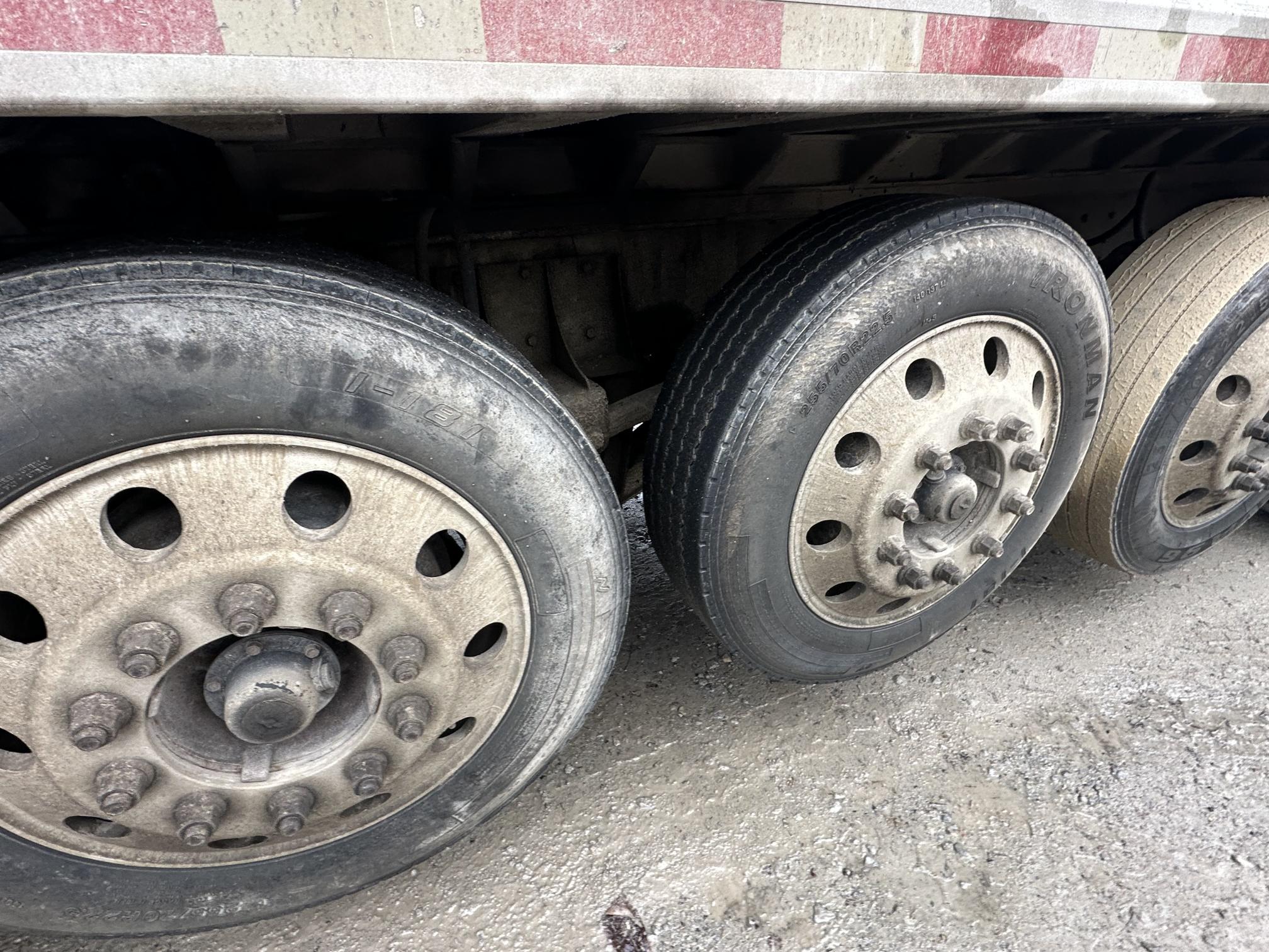 1999 KENWORTH T800 - Image 16