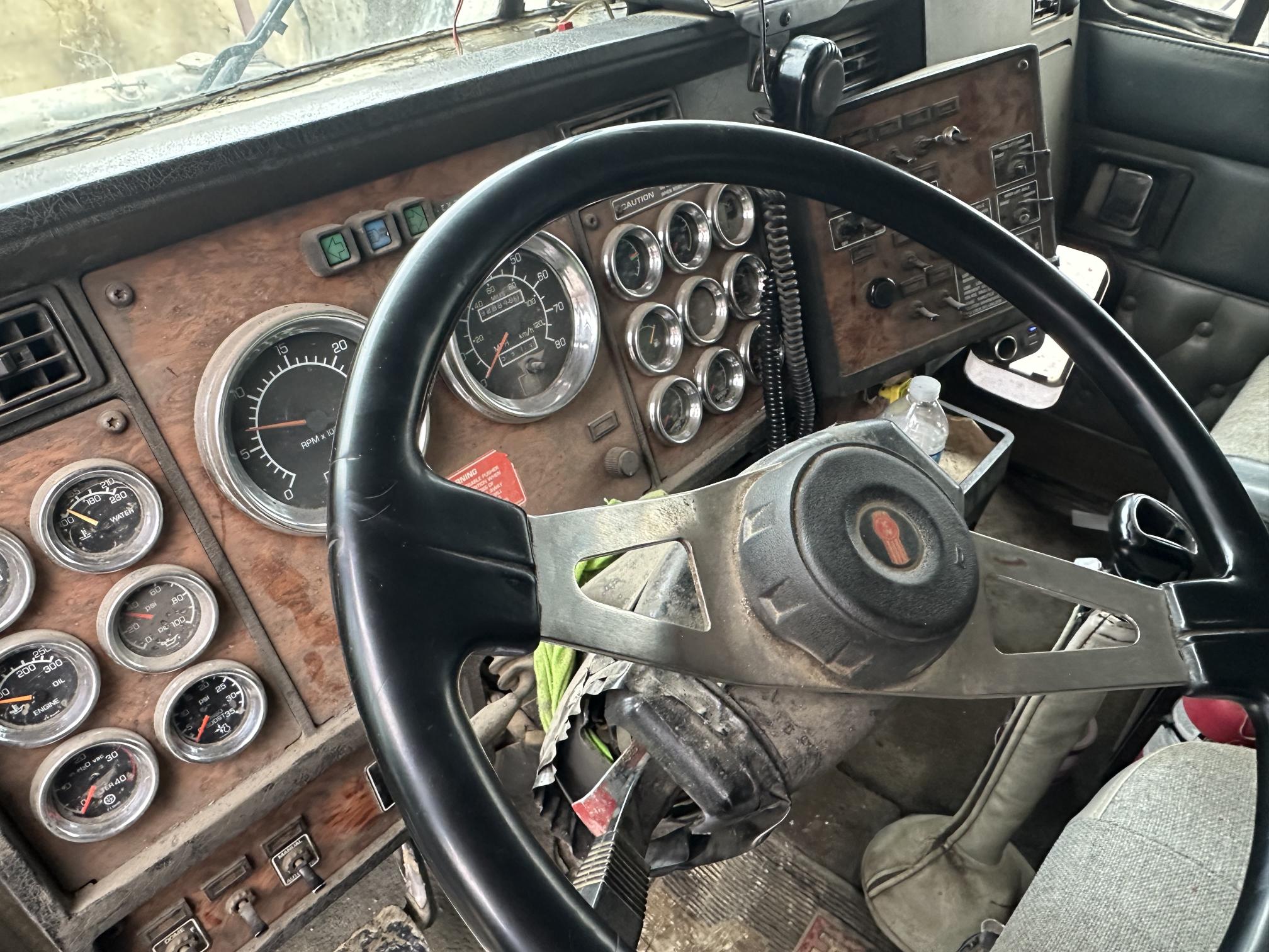 1999 KENWORTH T800 - Image 38