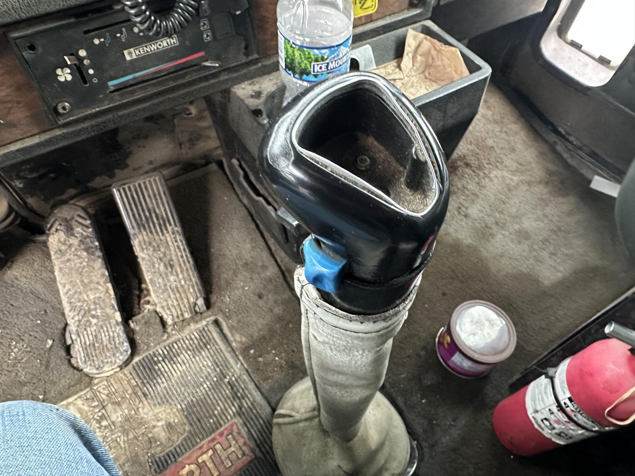 1999 KENWORTH T800 - Image 43