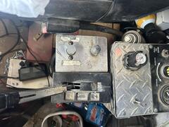 2002 MACK RD688S - Image 18