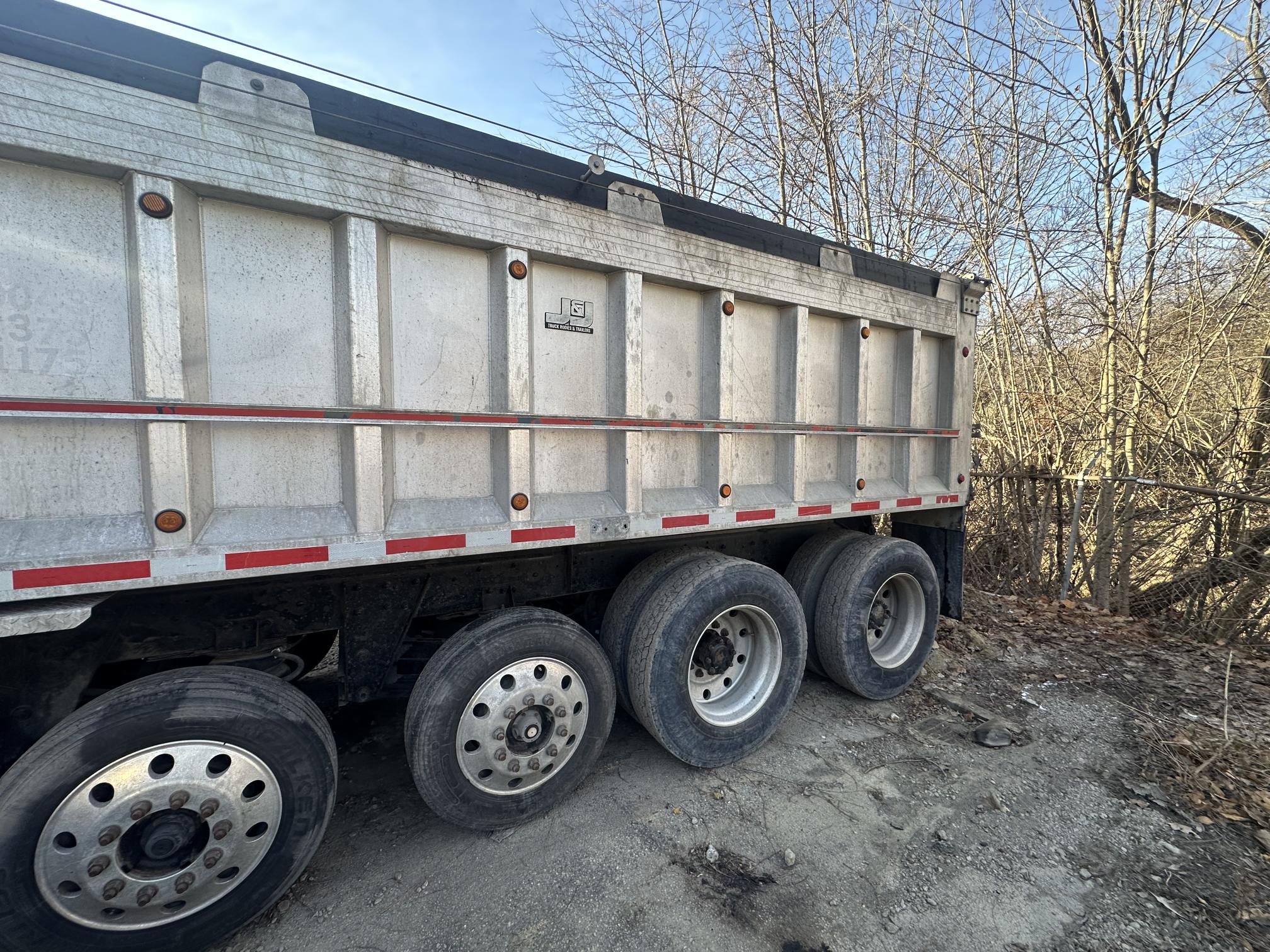 2007 MACK CV713 - Image 6