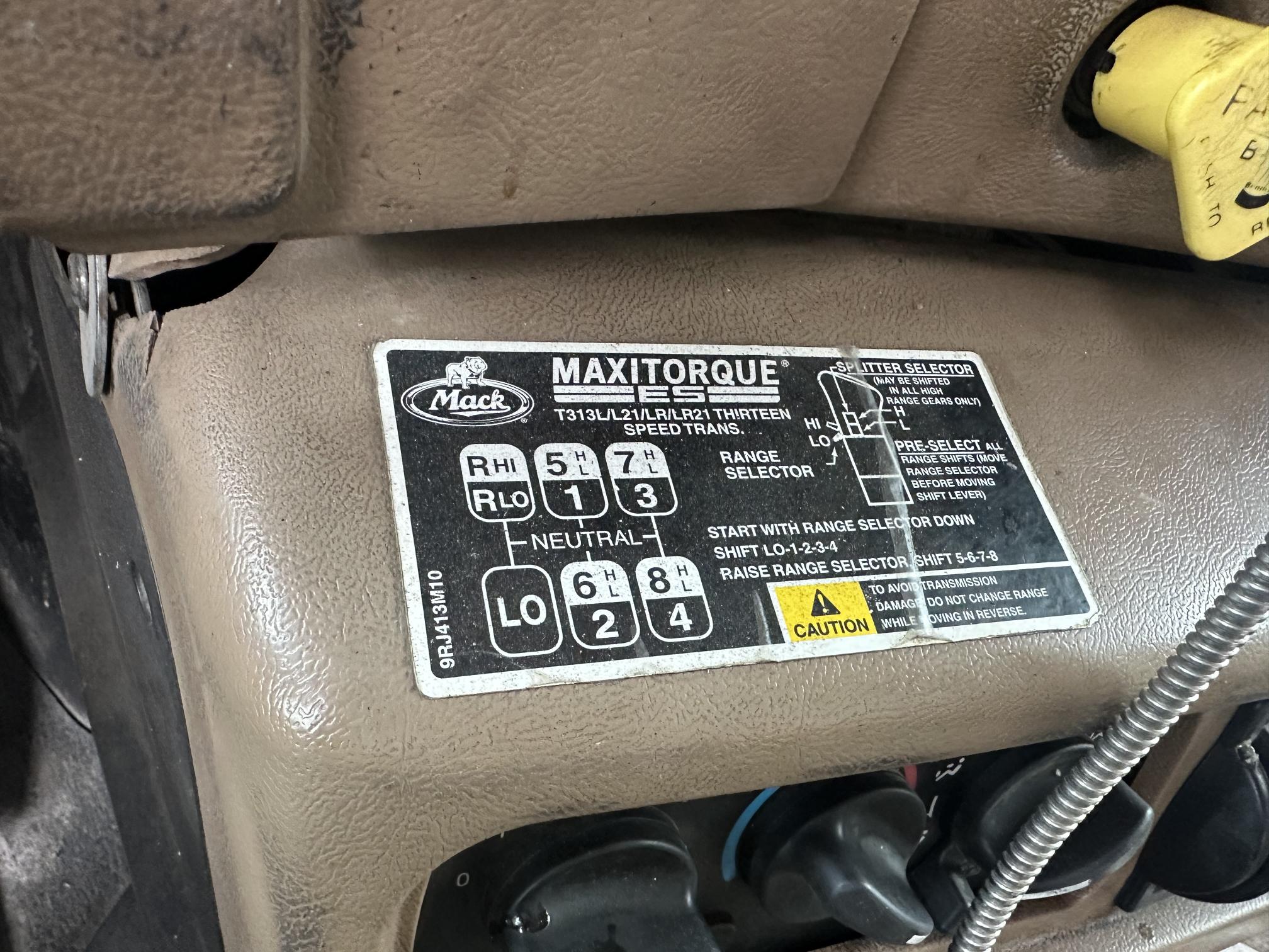 2007 MACK CV713 - Image 50