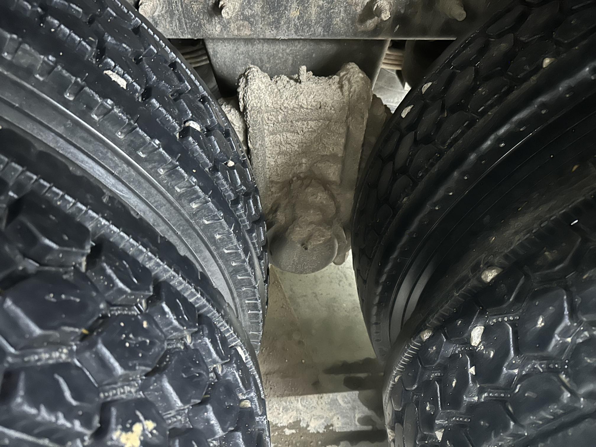 2018 MACK Granite GU713 - Image 17